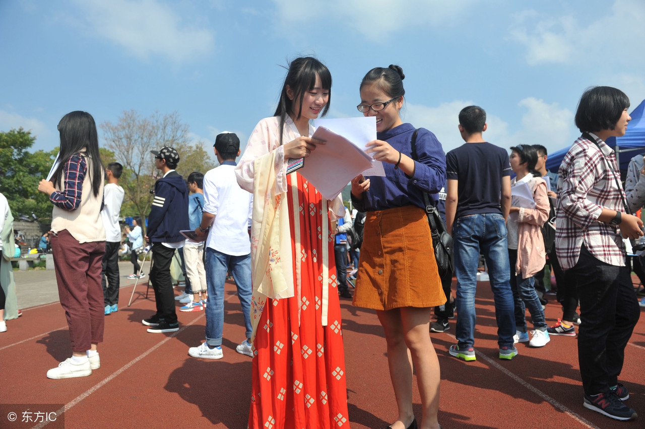 大学真的有必要加入学生会吗,大学加入学生会的好处和坏处