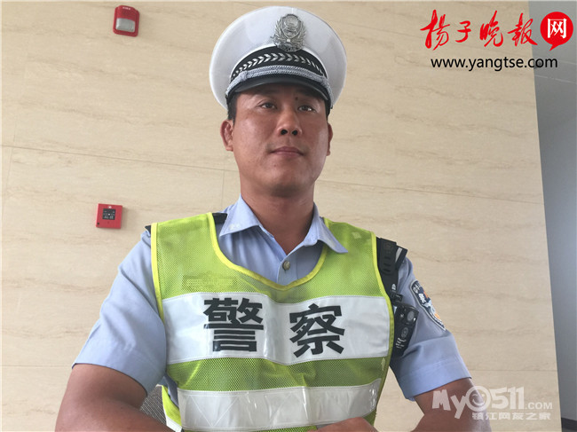 镇江男子持菜刀砍伤3名警务人员,警方通报男子砍伤一医生