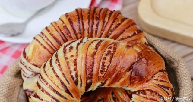 面包的十种做法大全图解,面包的100种做法短视频