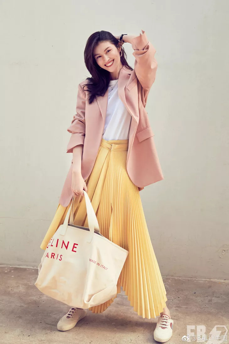 江疏影运动鞋广告,江疏影同款运动鞋