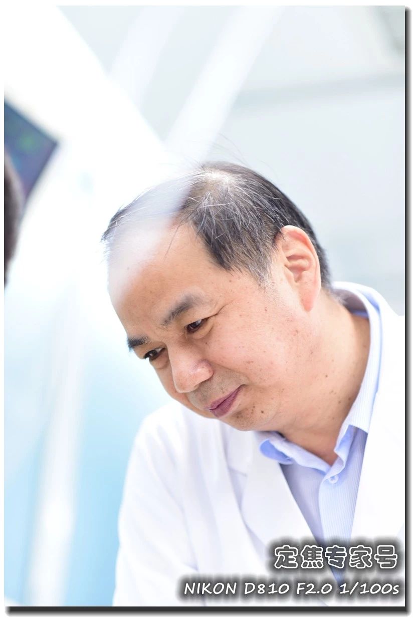 女儿得知母亲身患绝症,女儿得知爸爸得了癌症