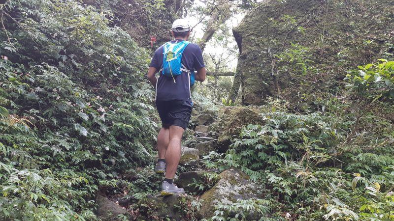 户外鞋登山鞋推荐亚瑟士,亚瑟士户外越野休闲鞋