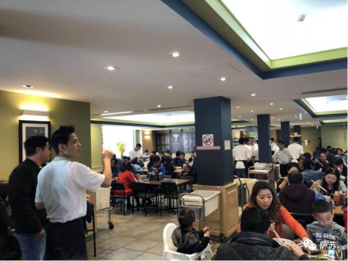 澳洲华人个个都是李小龙?卖米粉伙计扎马步,IT经理打跑小流氓