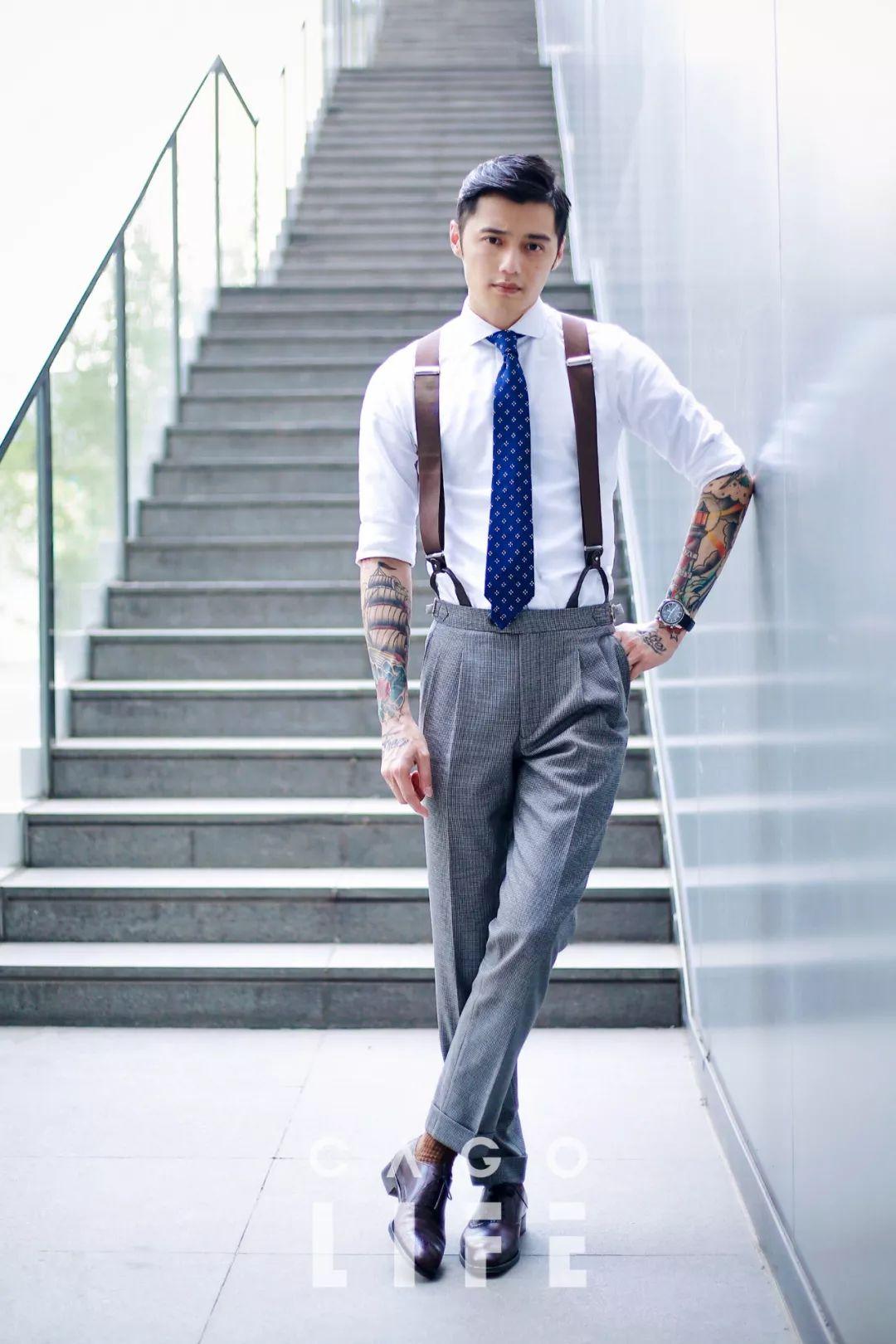 成都太古里街拍的男孩子,成都街拍太古里情侣高颜值