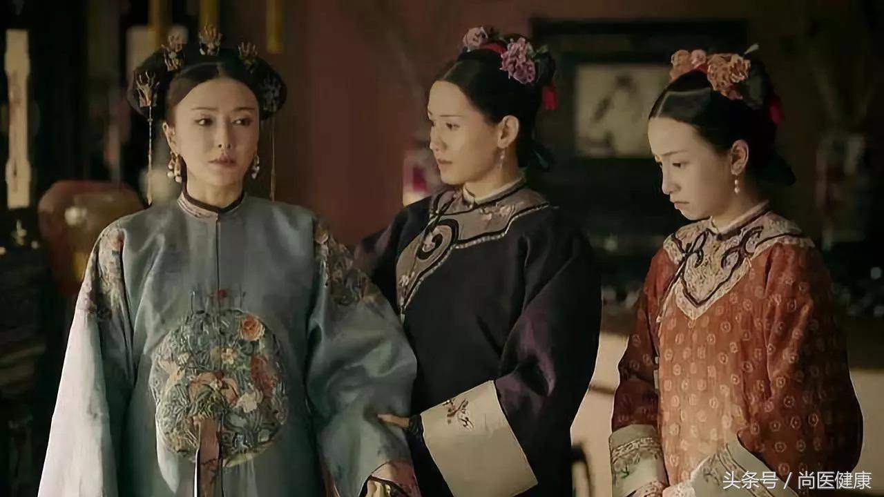 富察皇后怀孕的反应,富察皇后是几岁生第一胎