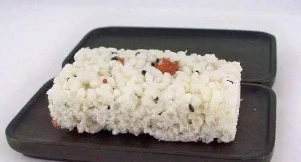 来成都旅游带点啥回去,去成都旅游回去带什么礼品