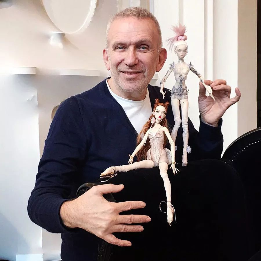 淇勭綏鏂秴鍙埍娲嬪▋濞冨皬濂冲,淇勭綏鏂┐鍎挎磱濞冨▋鐪熶汉