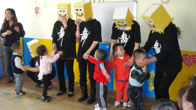 幼儿区域游戏活动观察记录表大班,幼儿园大班超市区域游戏步骤