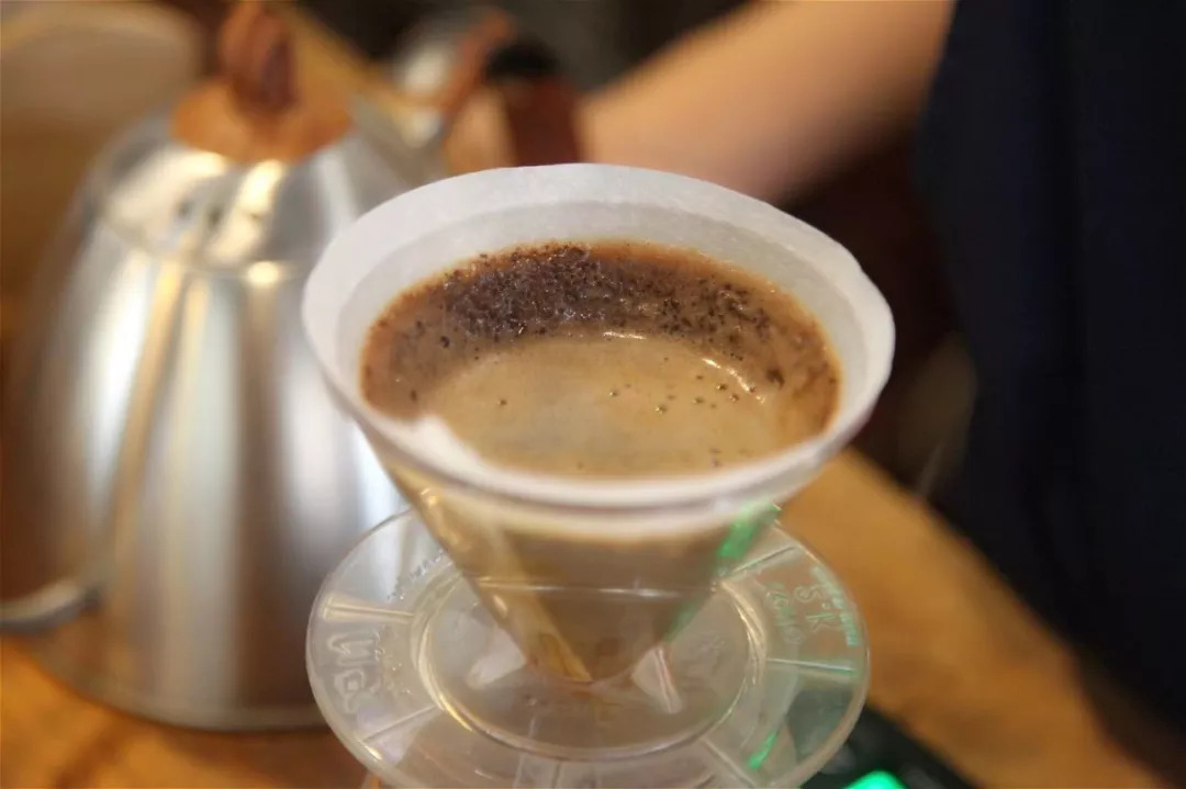 手冲滤杯过程,冲滤杯怎么挑选