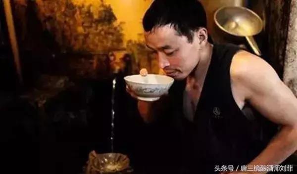 酱香酒变酸了怎么处理,酱香白酒很快变酸味