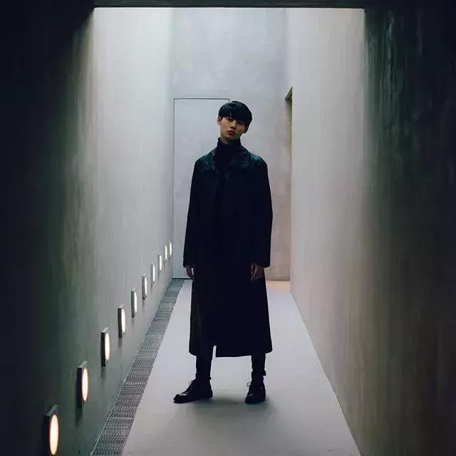 害怕镜头,害怕直视镜头