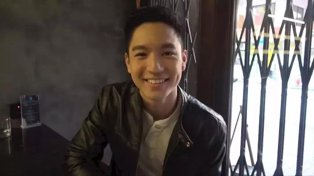 TVB小鲜肉凭处境剧“师生恋”人气急升无悔当初放弃学业入行