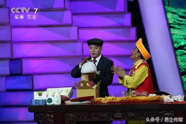 龙润茶技术总工卫宗成荣获“普洱茶传承工艺大师”称号