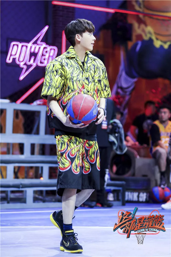 《这！就是灌篮》周杰伦、林书豪、李易峰都上脚了什么鞋