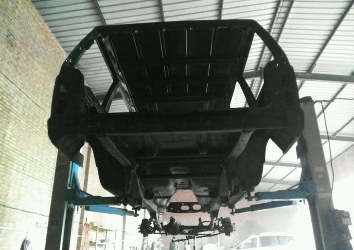 切诺基213改大脚,切诺基213升高5寸改装