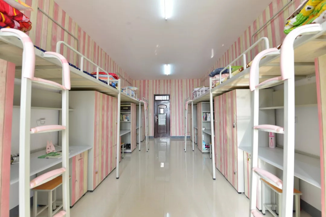 河南高校寝室哪个好,河南高校的宿舍条件