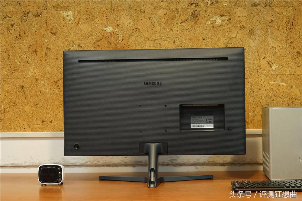 三星4k显示器u32j592uqc评测,三星显示器u32j592