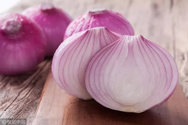 女子发烧40度三周送到医院发现,女子身体发烧