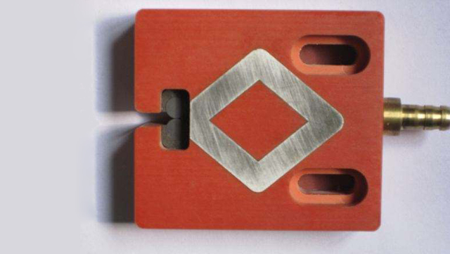 中走丝线切割加工表面粗糙怎么办,中走丝线切割老是断丝是怎么回事