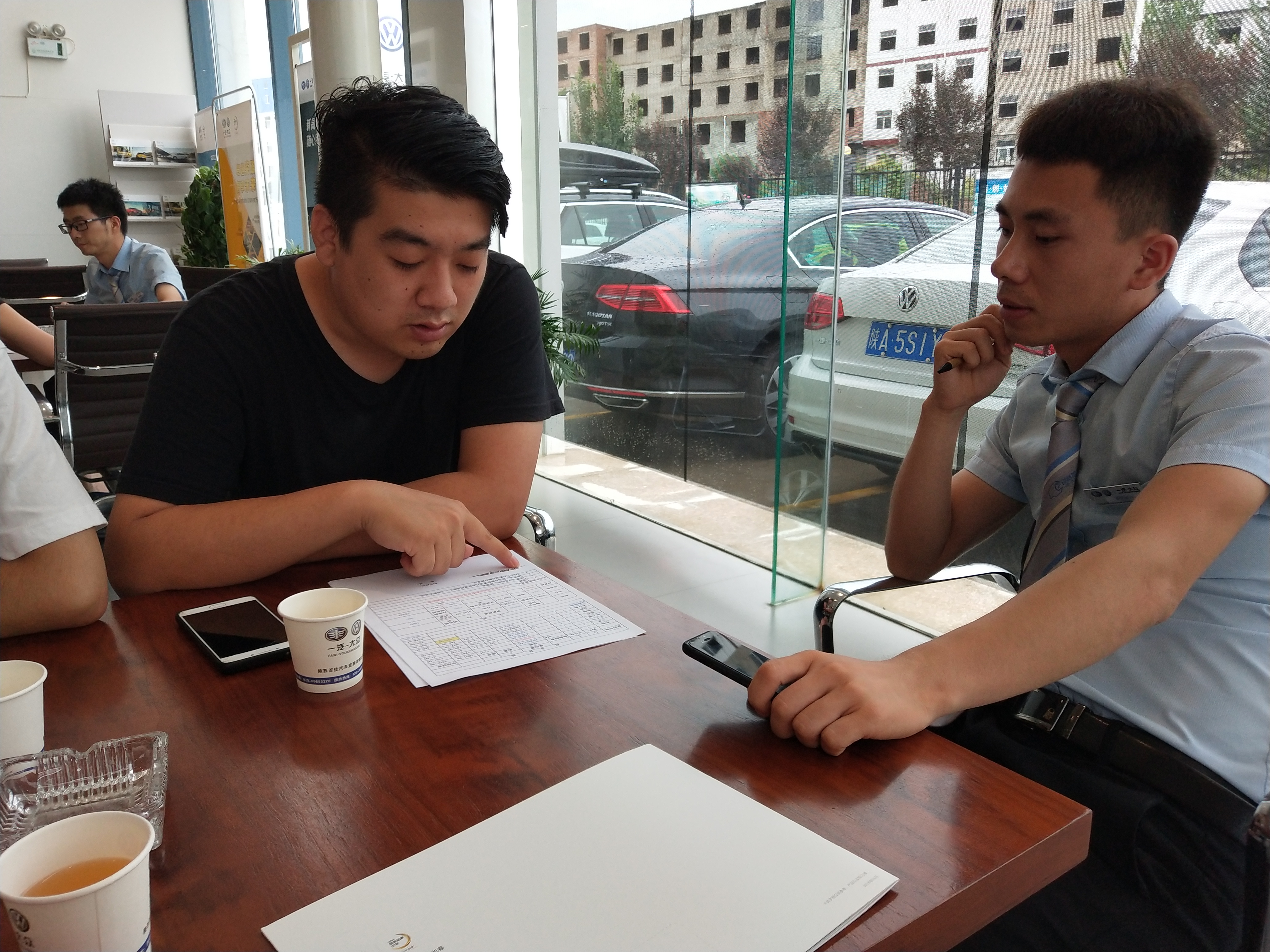 为什么4s店的服务那么差,4s店的服务太差劲