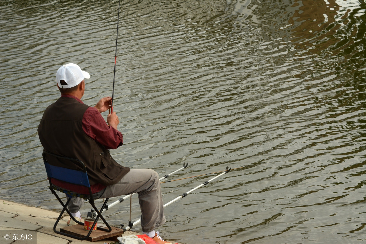 秋季黑坑鲤鱼离底怎么钓,吴说黑坑钓鱼技巧