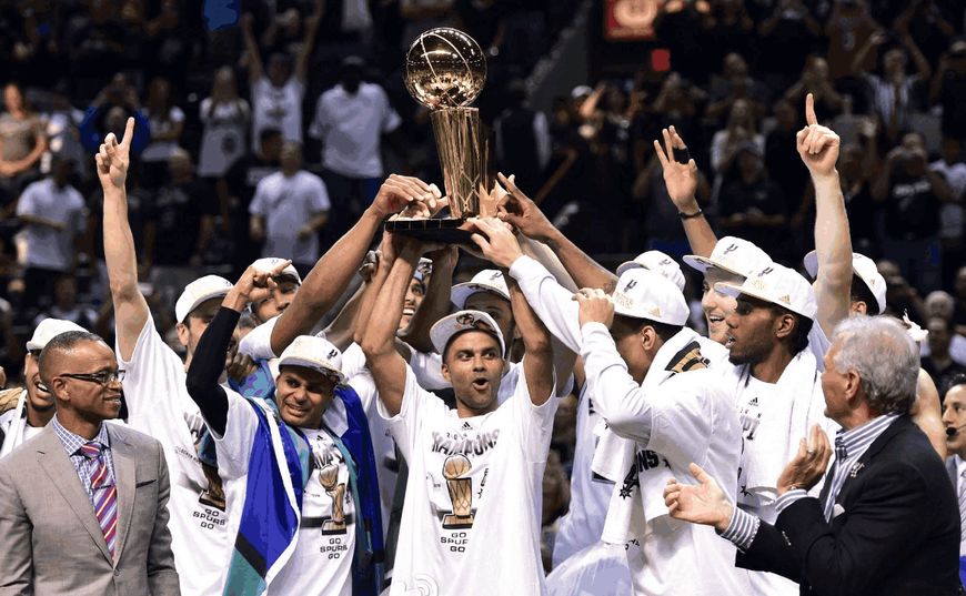 马努吉诺比利退役,马努吉诺比利退役后的表现