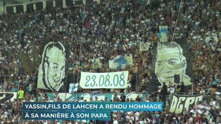 开场10秒他就进球了,对方球员怎么都站着不动?