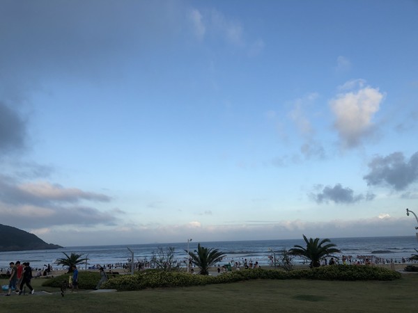 舟山东沙海滨浴场和南沙海滨浴场,追着太阳的脚步去台州