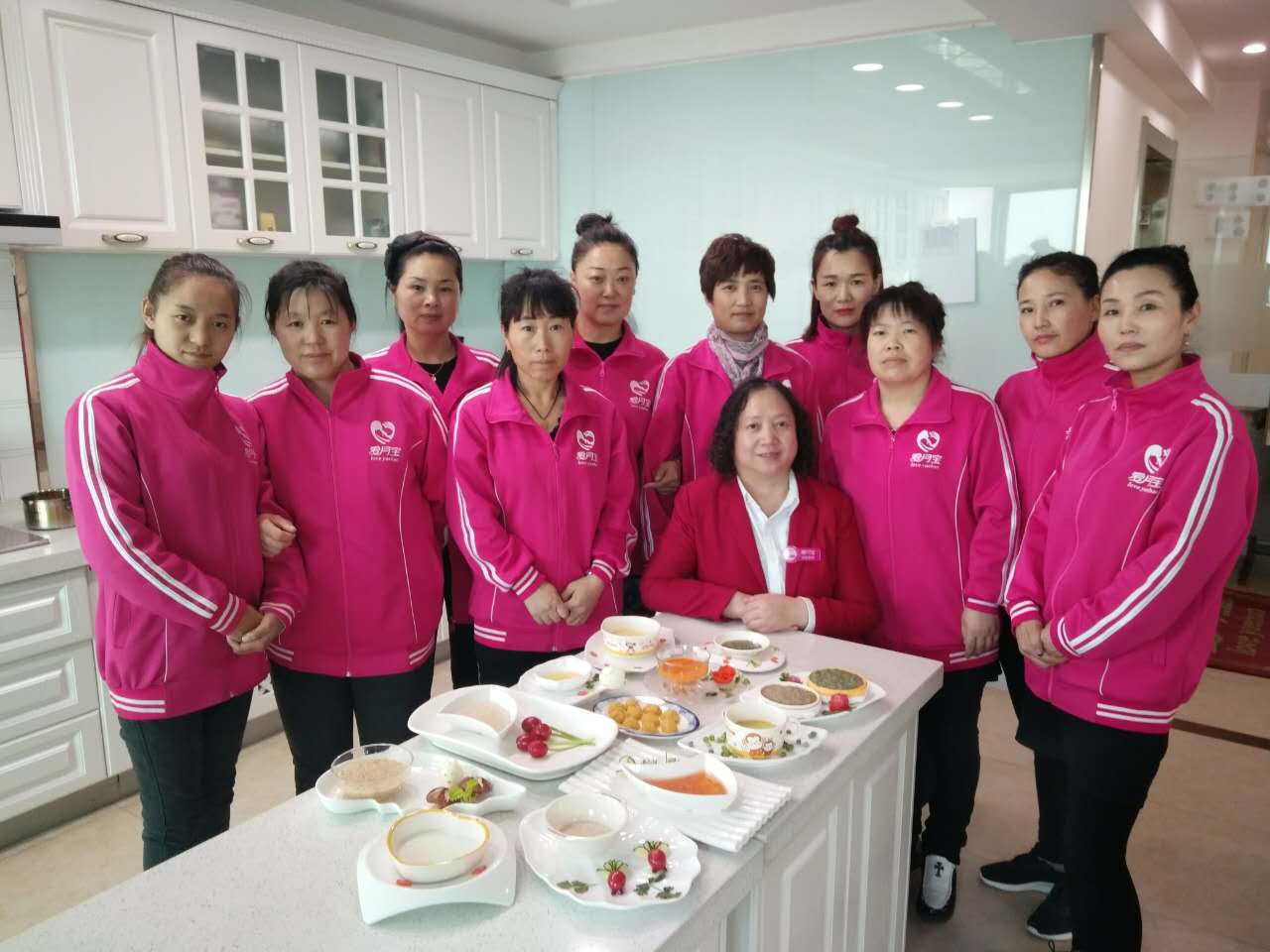 哈尔滨爱月宝育婴师学员分享,哈尔滨辅食培训班哪里学