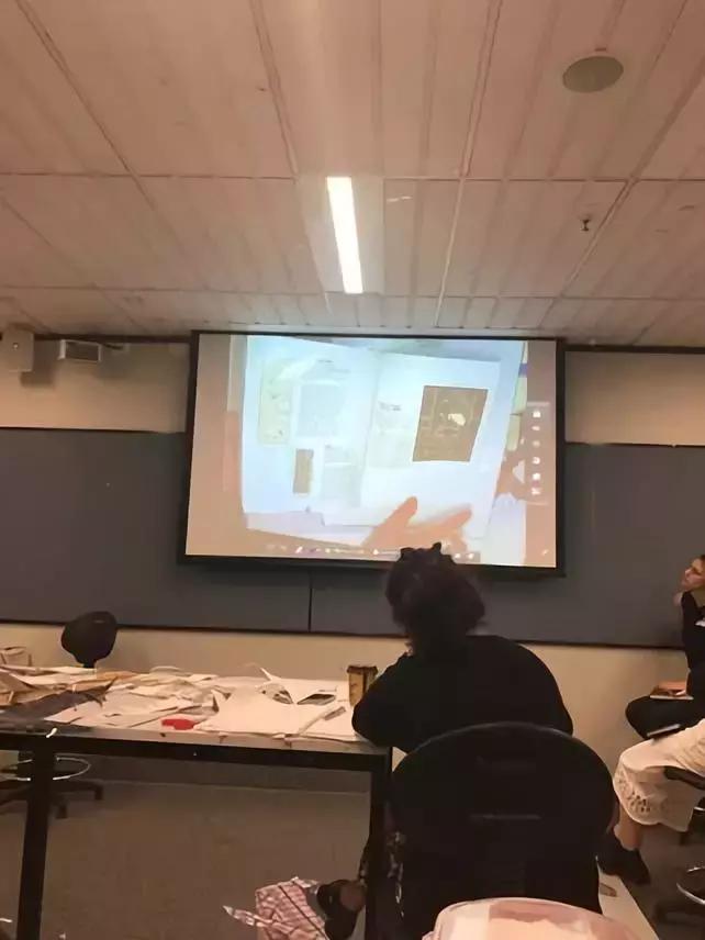 在RMIT学服装，我崩溃了