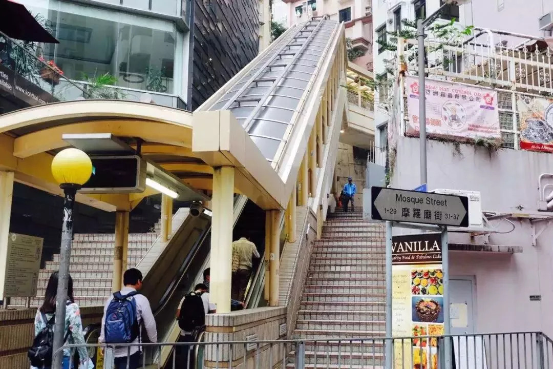 成都去香港坐飞机还是高铁划算,成都坐动车直接到香港攻略