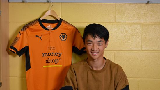 英超c罗夺冠,c罗在英超夺冠