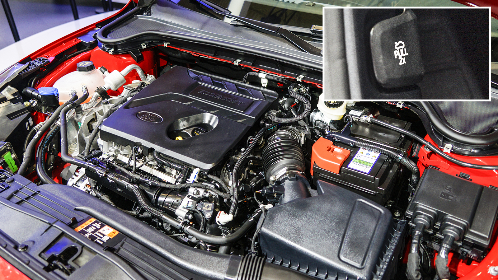 真车vs模型车,沉浸式体验19款福特福克斯两厢