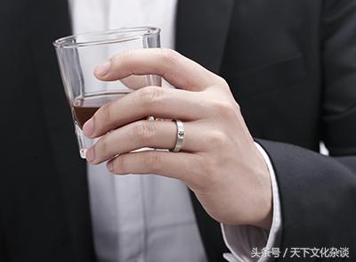 男女戒指的戴法,男女戒指的戴法和意义十个手指图