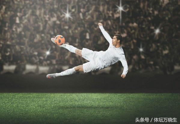 皇马7号球衣c罗,皇马七大传奇人物给c罗颁奖