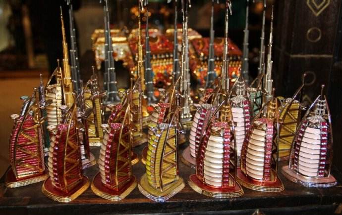 在迪拜转机,在迪拜转机要不要取行李