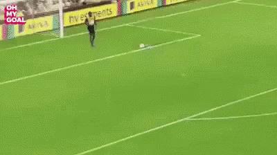 博尔特绝无仅有的冲刺,博尔特足球梦到底有多难