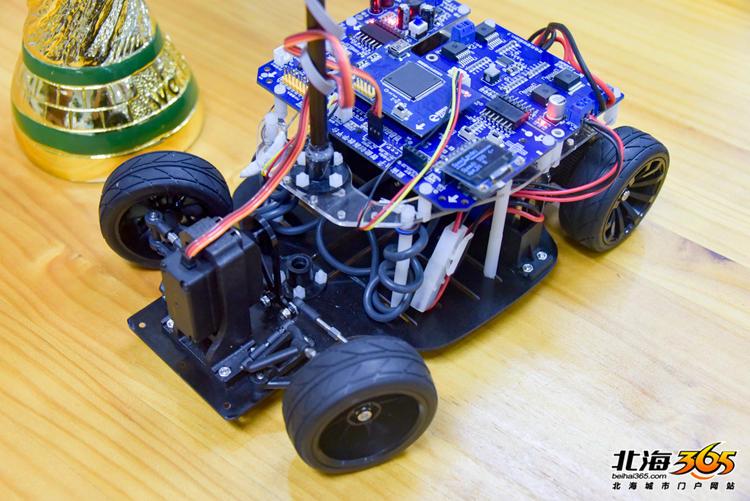 自制智能无人驾驶车,无人车远程操控制作