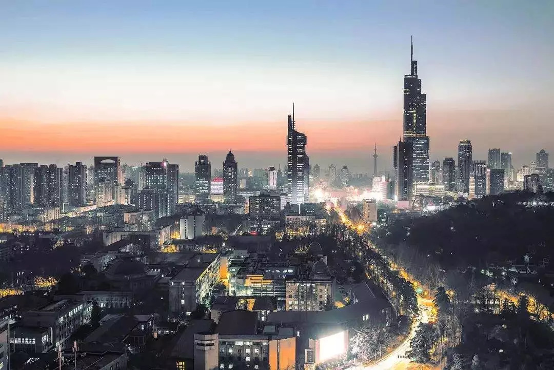 作为一个成年人活得真累,在南京生活的真实感受