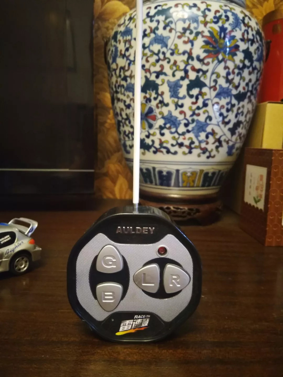 奥迪双钻童年回忆,儿时奥迪双钻四驱车