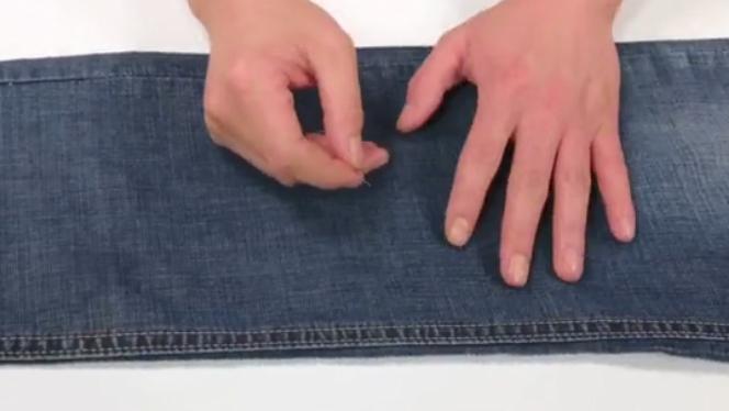 生活技巧，解决裤腿太大太宽问题，方法简单好学，巧妙的很