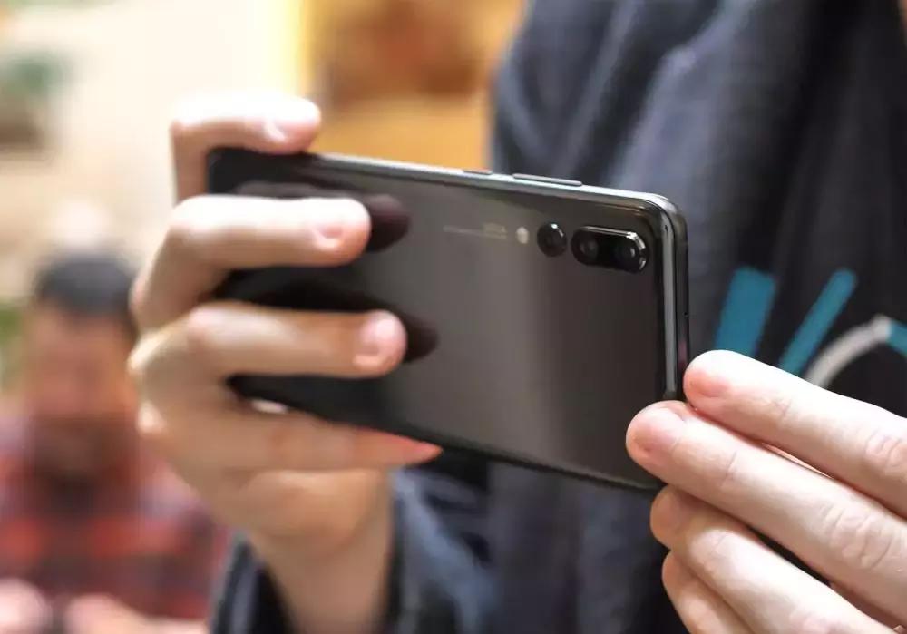 华为p系列的p什么意思,华为p五零和p四零有什么区别