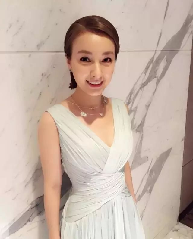 适合圆脸的发型女生必看,圆脸流行的发型推荐