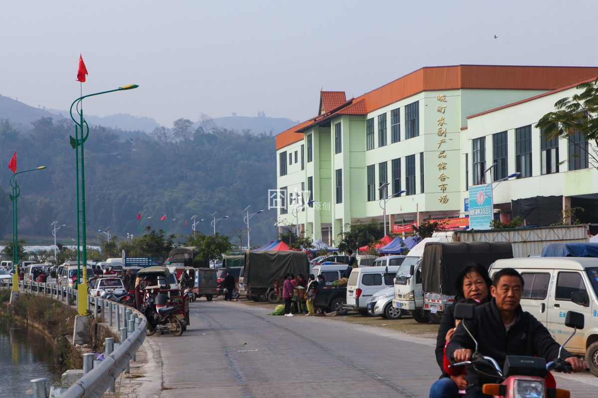 囧叔带你逛逛云南瑞丽那些游客找不到东西新鲜又实惠的市场
