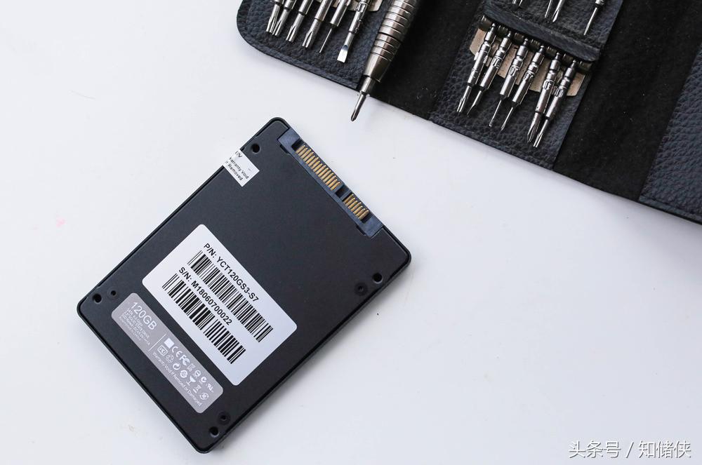 光威弈pcie4.0固态评测,国产固态硬盘光威弈系列120g评测