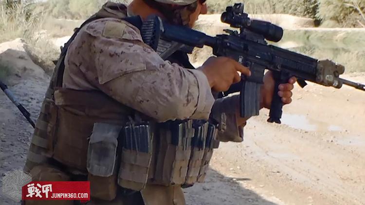 步枪手和机枪手,美国海军陆战队装备m27吗