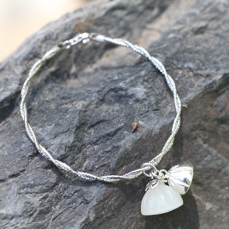 心理测试选一束花测你的真命天子,心理测试你最心仪哪条金手链