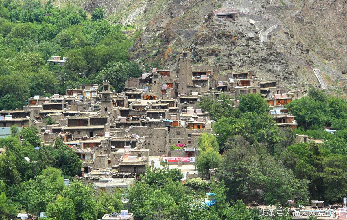 成都有哪些古堡景点好玩,距离成都20公里的这个千年古镇