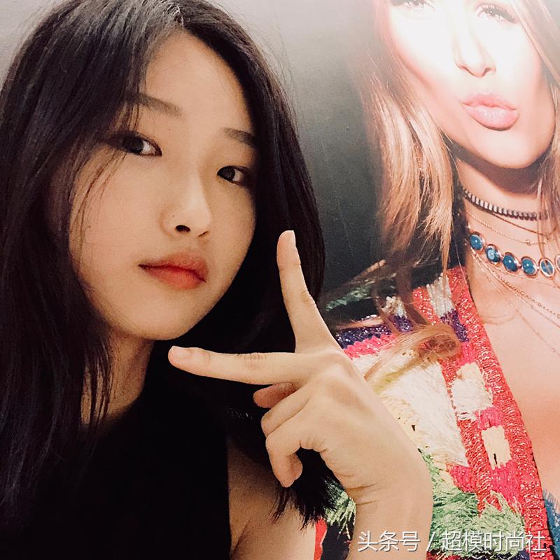 维秘面试PK过吴宜桦及一众外模，新秀贺楚妍，来头只是普通学生？
