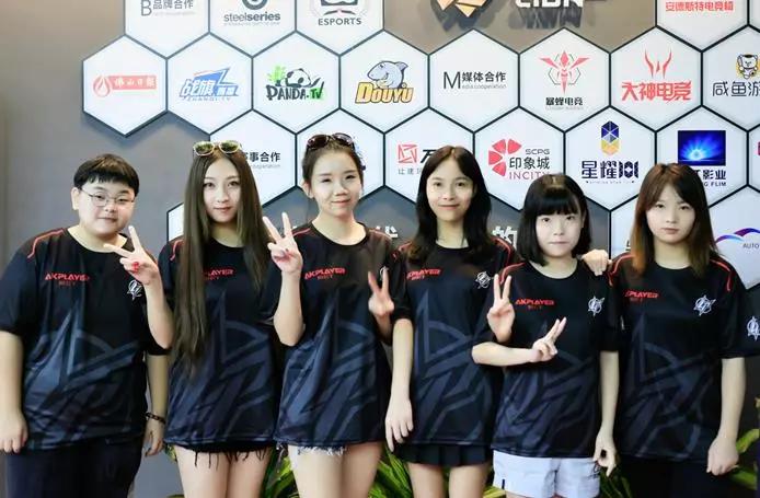 超豪华解说阵容空降佛山WESG广东省决赛周末激战